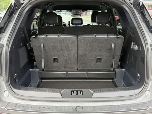 Certified 2025 Ford Explorer ST-Line w/ ST-Line Street Pack AWD/4WD image 28
