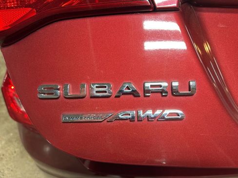 Used 2016 Subaru Legacy 2.5i Premium AWD/4WD image 18