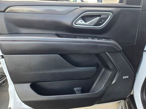 Used 2022 Chevrolet Tahoe RST AWD/4WD image 17