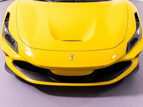 Certified 2022 Ferrari F8 Tributo image 14