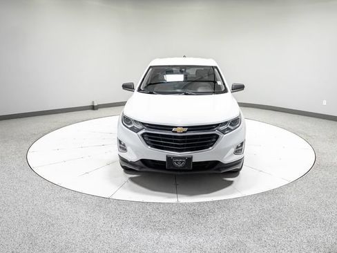 Used 2020 Chevrolet Equinox LS AWD/4WD image 25