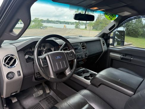 Used 2012 Ford F250 Lariat w/ FX4 Off Road Pkg AWD/4WD image 14