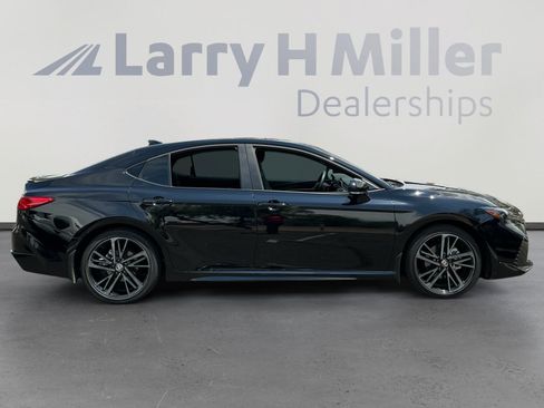 Used 2026 Toyota Camry XSE FWD image 6