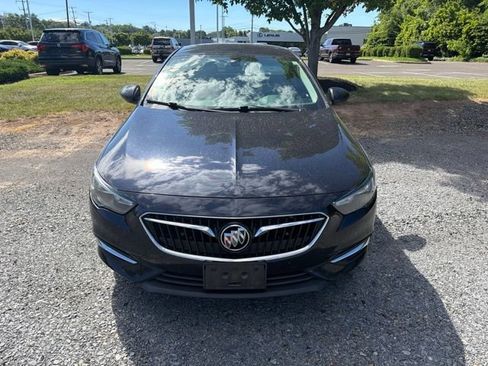 Used 2019 Buick Regal Preferred FWD image 2