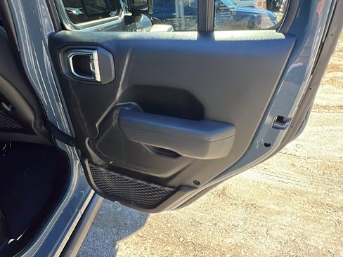 Used 2025 Jeep Wrangler Unlimited Rubicon 4xe w/ Safety Group image 20