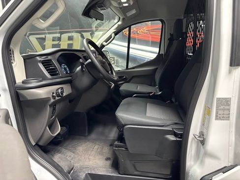 Used 2025 Ford Transit 250 Low Roof w/ Exterior Upgrade Package RWD image 4