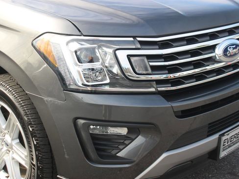 Used 2019 Ford Expedition XLT w/ Equipment Group 202A image 9