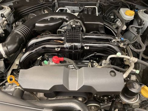 Used 2017 Subaru Crosstrek 2.0i Limited image 31