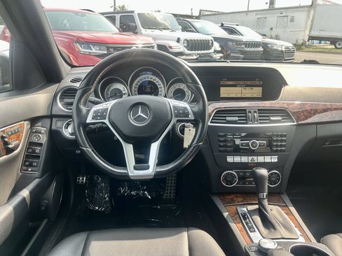 Used 2012 Mercedes-Benz C 250 Sedan w/ Multimedia Pkg image 19