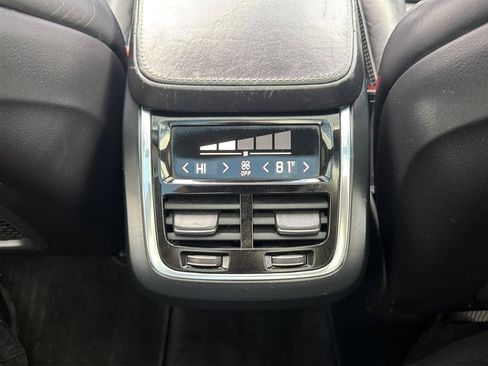 Used 2017 Volvo XC90 T6 Momentum w/ Vision Package AWD/4WD image 20