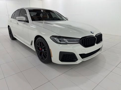 Certified 2023 BMW 540i xDrive w/ M Sport Package AWD/4WD image 7