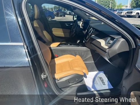 Used 2018 Volvo XC60 T6 Inscription w/ Luxury Seat Package AWD/4WD image 47