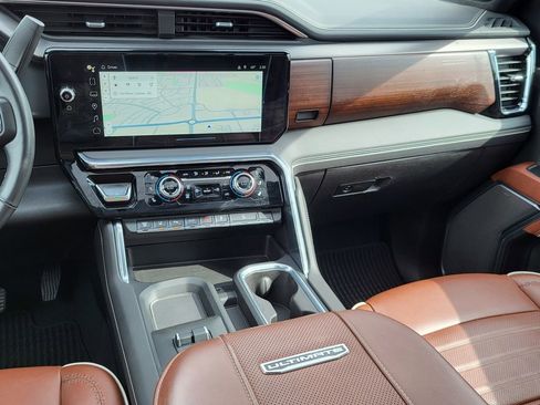 Used 2024 GMC Sierra 2500 Denali Ultimate w/ Max Trailering Package image 40