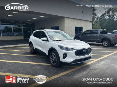 New 2025 Ford Escape SE