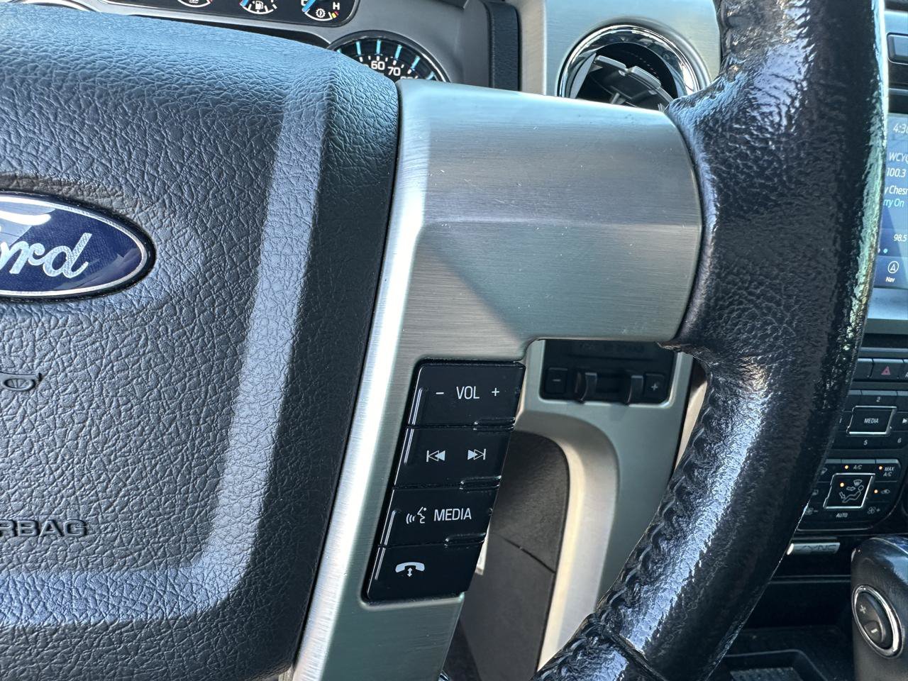 Used 2013 Ford F150 Platinum AWD/4WD image 14