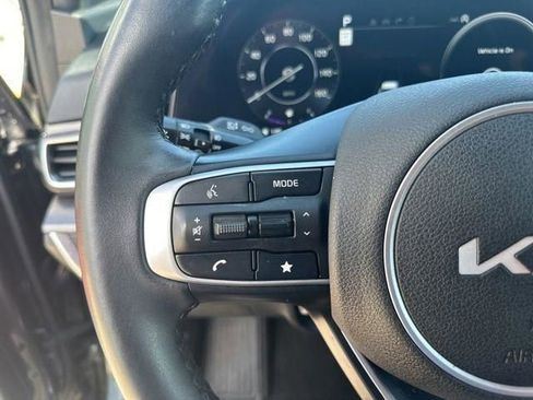 Used 2023 Kia Sportage SX image 25