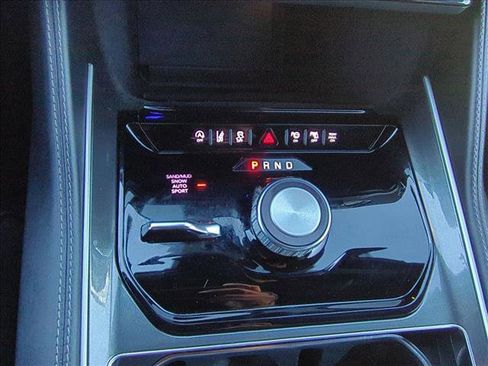 Used 2023 Jeep Wagoneer L 4WD w/ Convenience Group I image 13