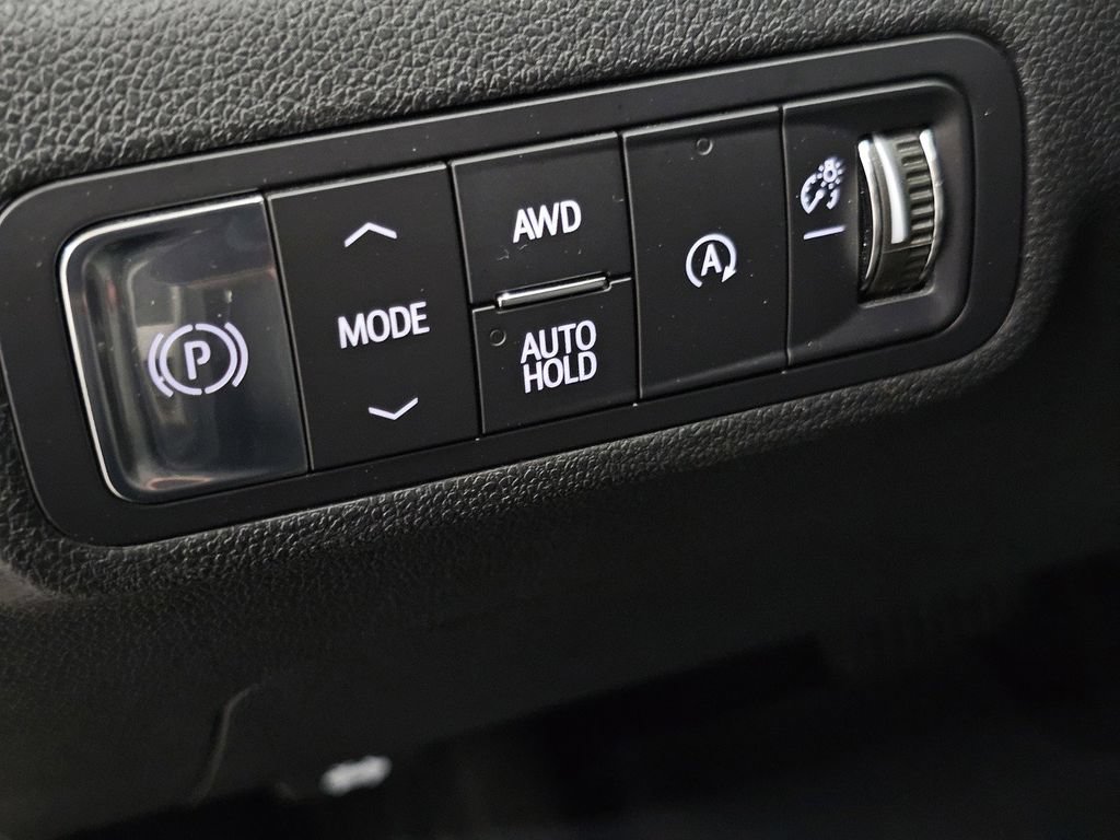 Used 2025 GMC Terrain Elevation AWD/4WD image 28