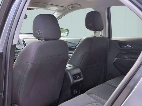 Used 2022 Chevrolet Equinox LT FWD image 25