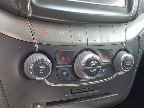 Used 2019 Dodge Journey Crossroad FWD image 11