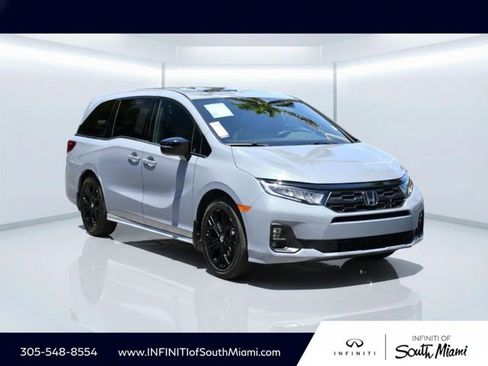 Used 2026 Honda Odyssey Sport-L image 3