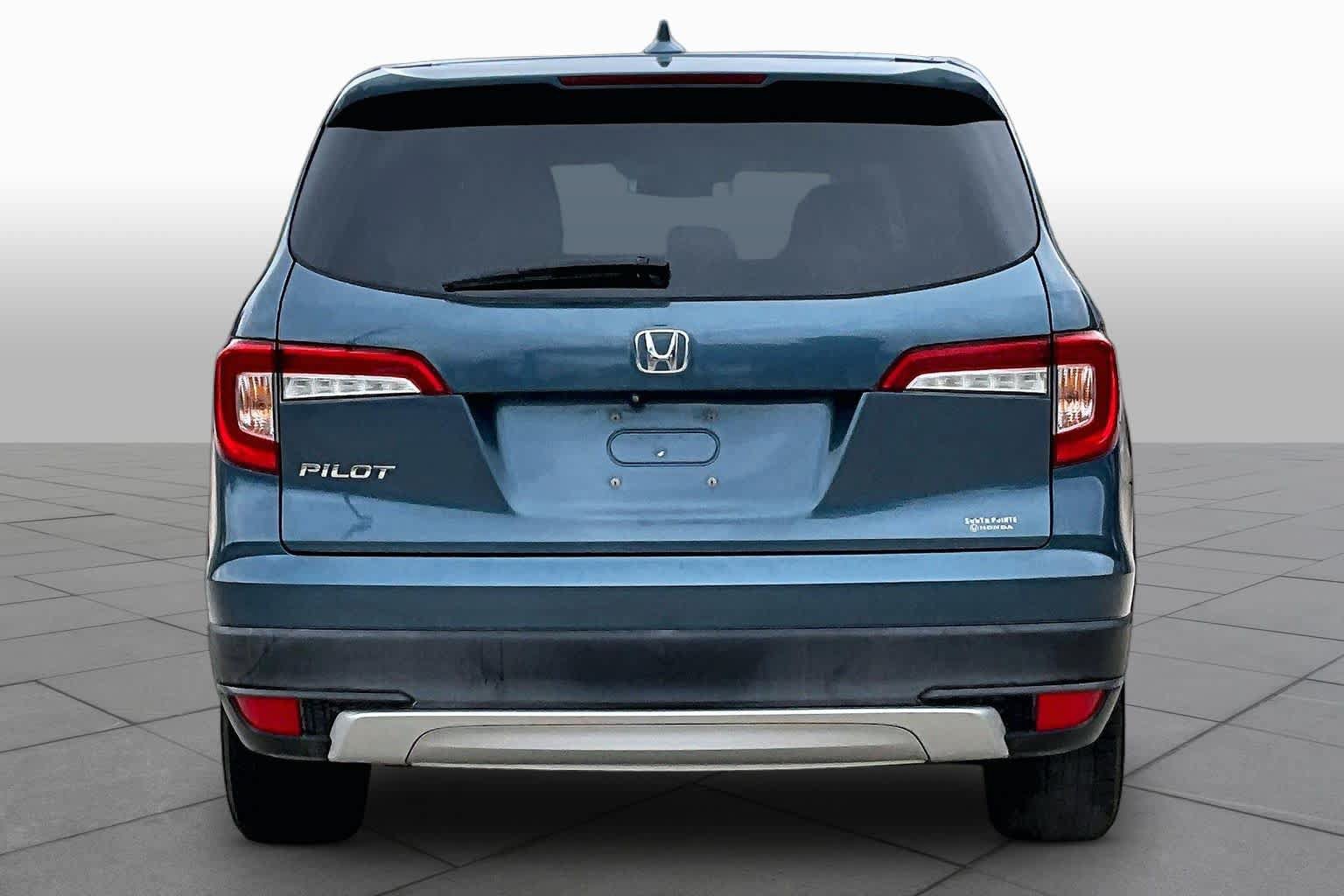 Used 2019 Honda Pilot EX image 5