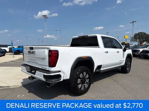 Used 2024 GMC Sierra 2500 Denali w/ Denali Reserve Package AWD/4WD image 4