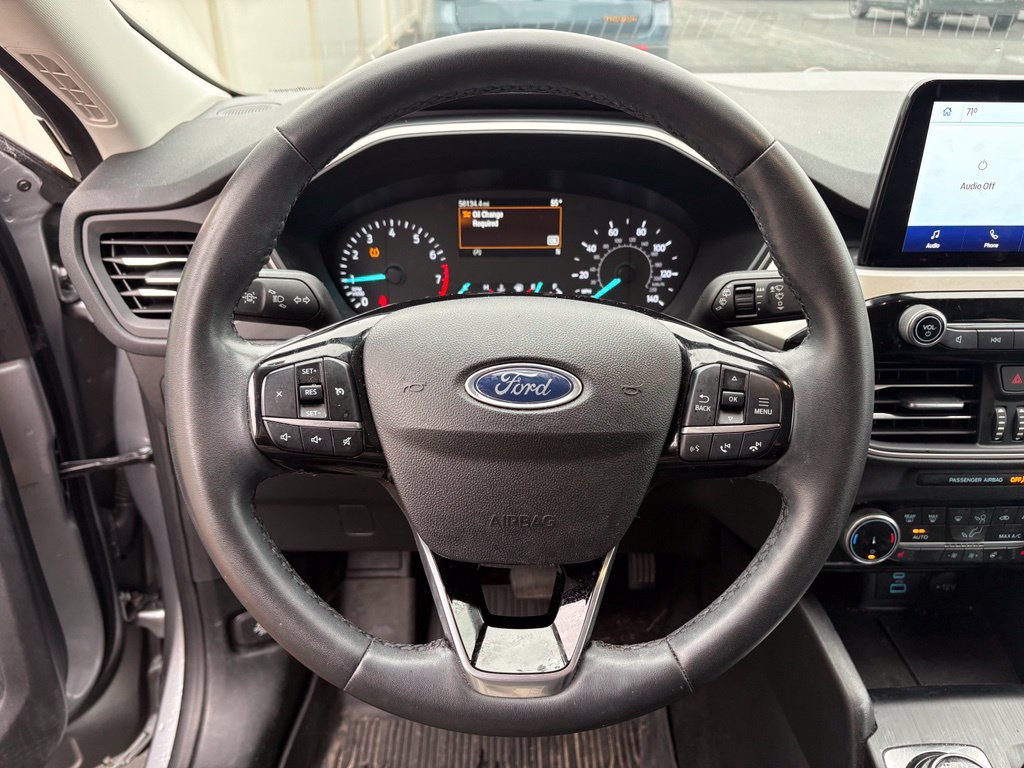 Used 2022 Ford Escape SEL w/ Class II Trailer Tow Package AWD/4WD image 10