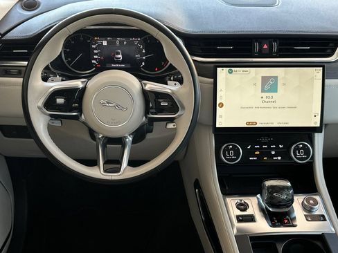 Used 2023 Jaguar F-PACE S AWD/4WD image 13
