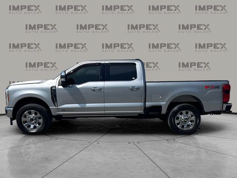 Used 2023 Ford F350 Lariat w/ Chrome Package AWD/4WD image 2
