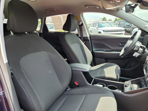 Certified 2024 Hyundai Kona SEL w/ Convenience Package AWD/4WD image 16