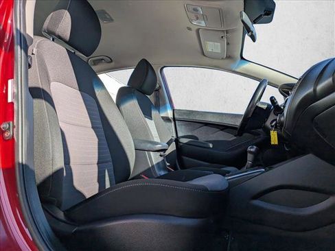 Used 2018 Kia Forte S image 22
