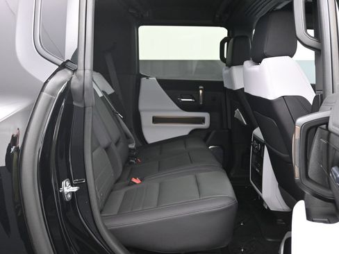 Used 2025 GMC Hummer EV 2X AWD/4WD image 12