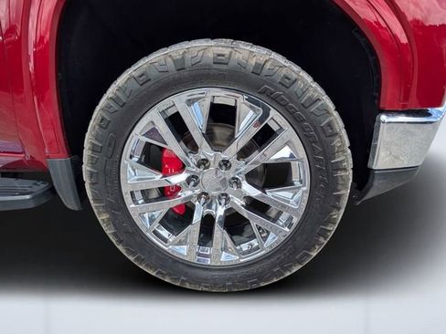 Used 2022 GMC Sierra 1500 SLT w/ SLT Premium Plus Package AWD/4WD image 10