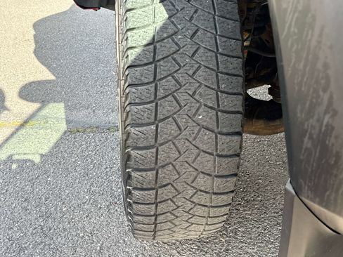 Used 2016 Toyota Tacoma TRD Off-Road w/ Towing Package image 8