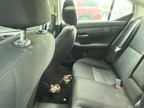 Used 2021 Nissan Sentra SV image 4