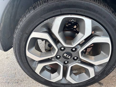 Used 2020 Kia Soul X-Line image 4