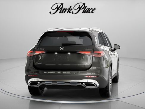 Used 2026 Mercedes-Benz GLC 300 4MATIC image 18