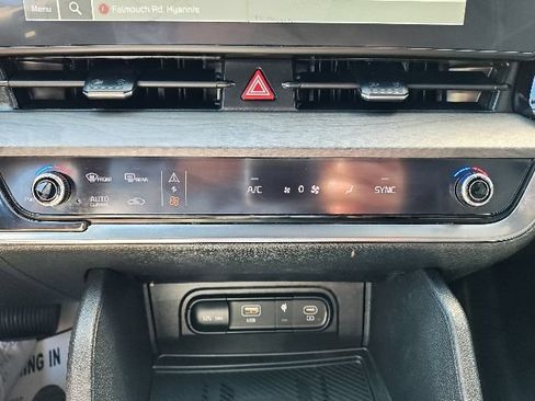 Used 2023 Kia Sportage X-Line w/ X-Line Premium Package AWD/4WD image 24