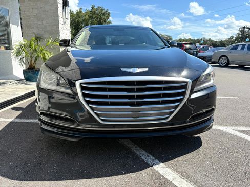 Used 2015 Hyundai Genesis 3.8 image 10