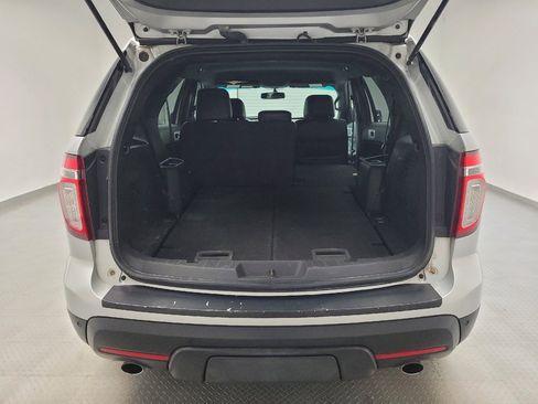 Used 2015 Ford Explorer XLT w/ Equipment Group 202B FWD image 29
