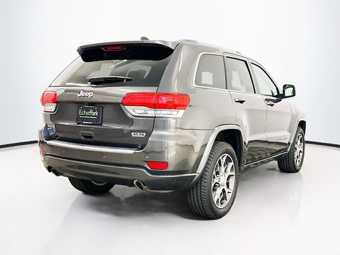 Used 2018 Jeep Grand Cherokee Limited image 9