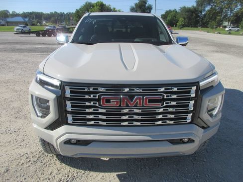 New 2026 GMC Canyon Denali AWD/4WD image 11
