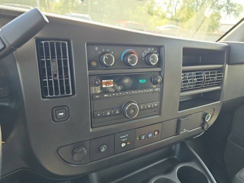 New 2025 Chevrolet Express 3500 w/ Driver Convenience Package image 20