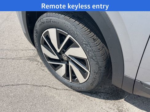 New 2026 Volkswagen Atlas SE image 5