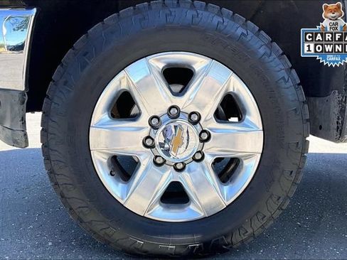 Certified 2022 Chevrolet Silverado 2500 LTZ w/ LTZ Premium Package AWD/4WD image 9
