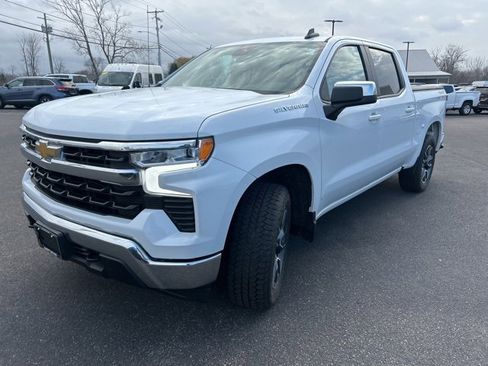 Used 2023 Chevrolet Silverado 1500 LT image 3