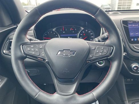 Used 2023 Chevrolet Equinox RS image 26