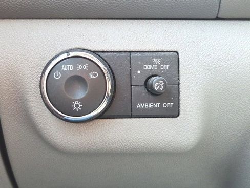 Used 2013 Buick Enclave Leather AWD/4WD image 23