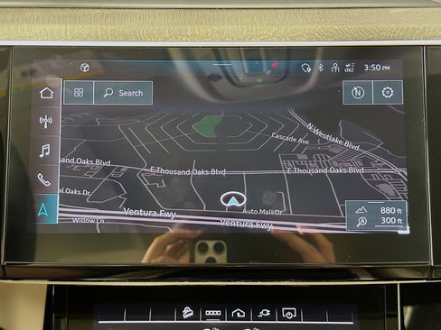 Certified 2024 Audi Q8 e-tron Premium Plus w/ Premium Plus Package AWD/4WD image 13